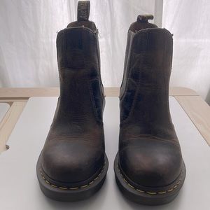 Dr Marten’s   Cadence pull-on Chelsea boot